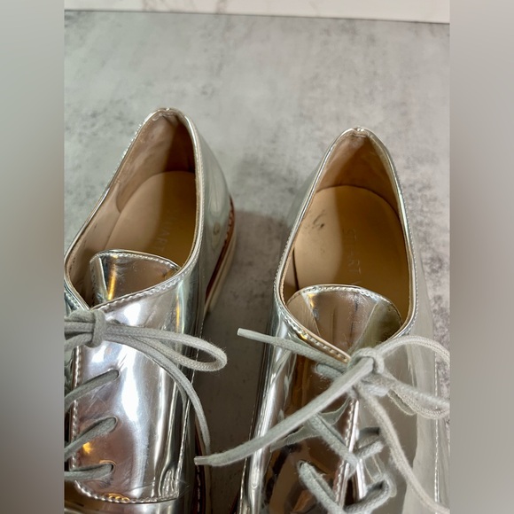 Stuart Weitzman - Picture 9 of 11